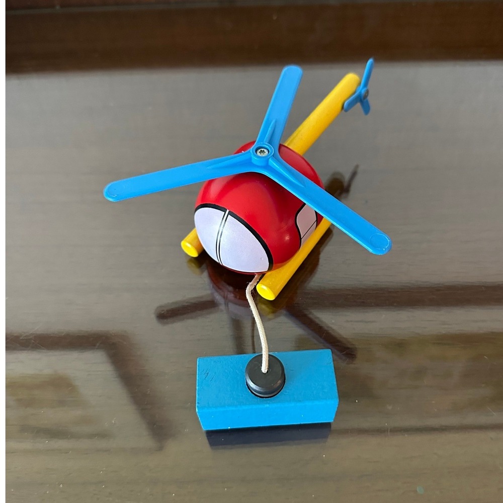 Brio 33581 Magnetic Helicopter Wooden Toy Red Yellow Blue Rescue Cargo Vehicle